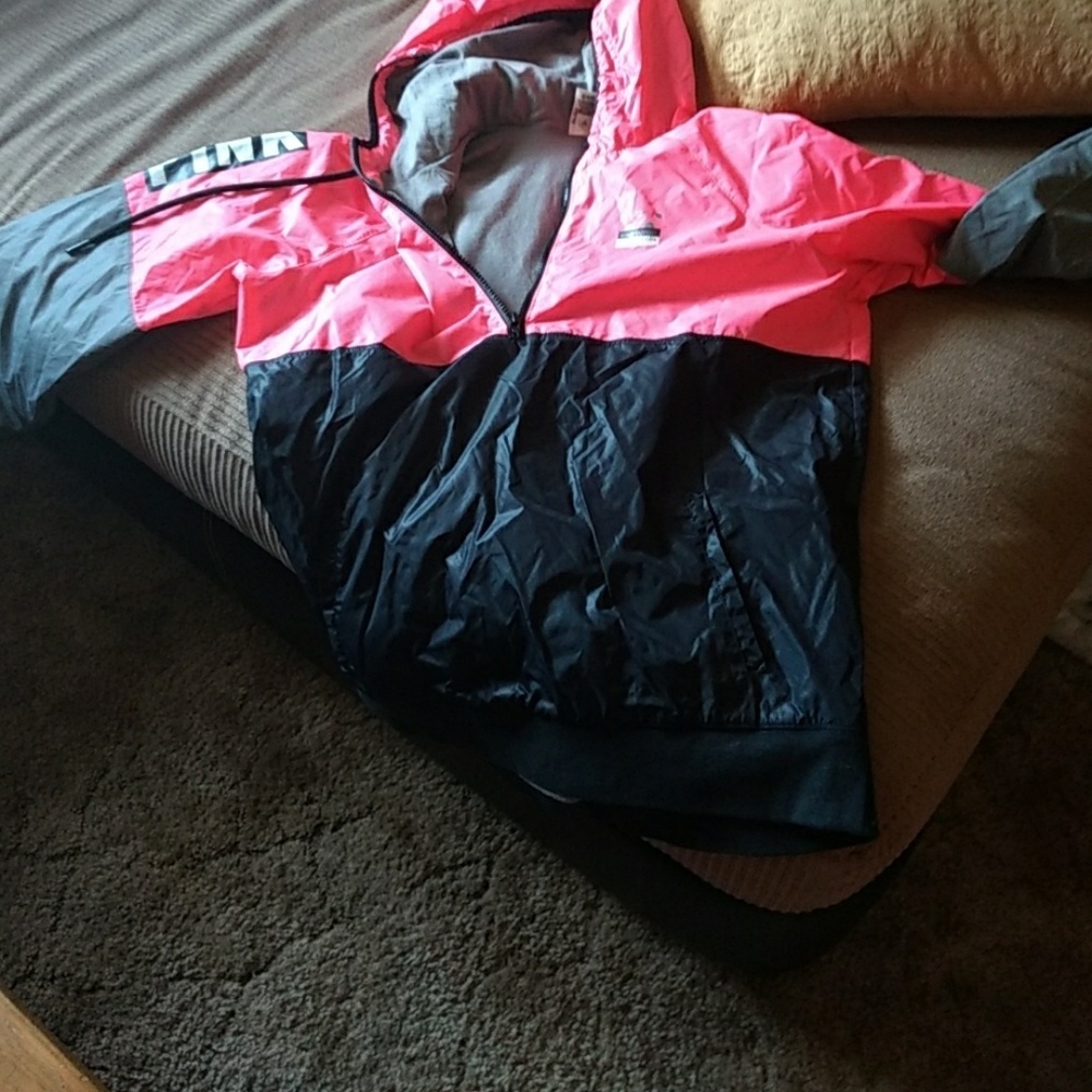 Nwot VS pink anorak